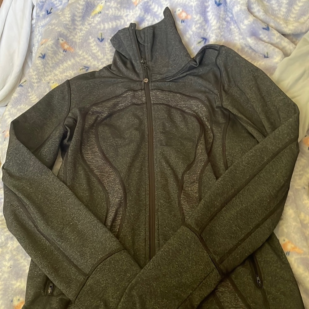 lululemon jacket